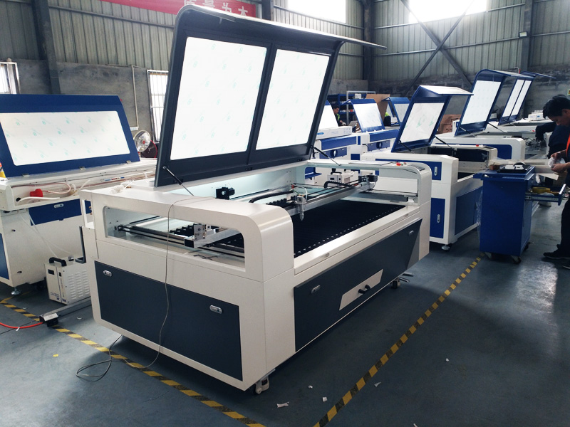 2025年最暢銷(xiāo)的亞克力激光切割機(jī)