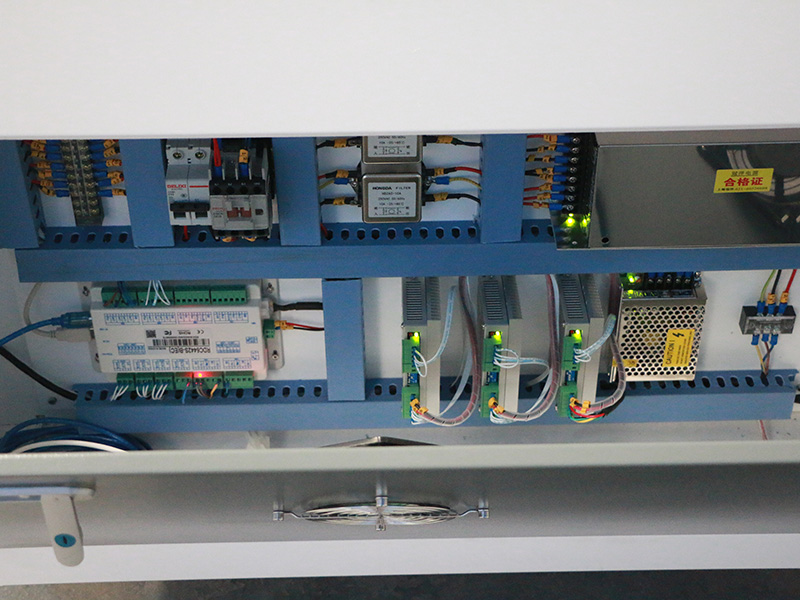 CO2 旋轉(zhuǎn)激光雕刻機(jī)電子盒