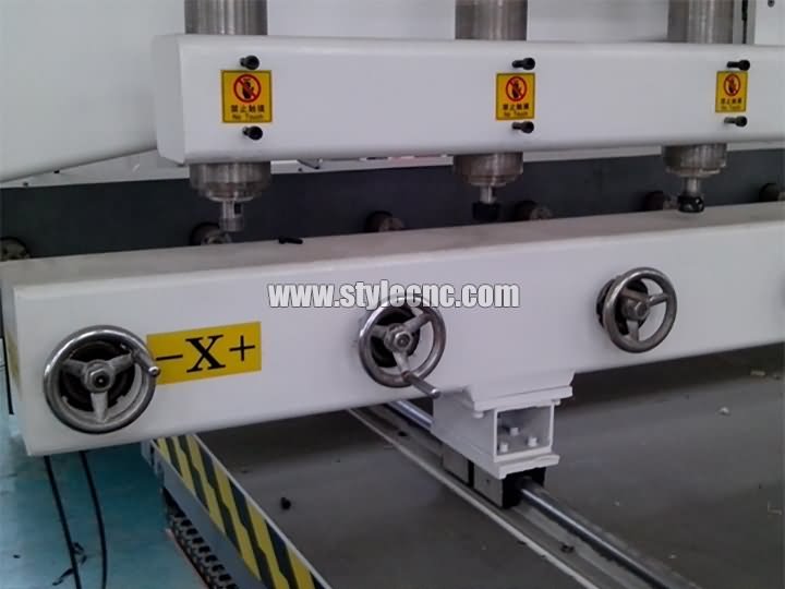 3D木工數控雕刻機帶8個旋轉軸