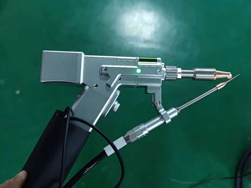 三合一手持式激光焊接、清洗、切割機(jī)