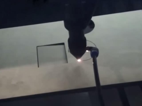 150W CO2 激光切割機 STJ1390 切 18mm MDF板