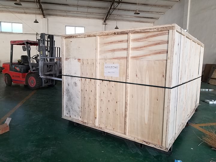 4x8 木工數(shù)控雕刻機套裝