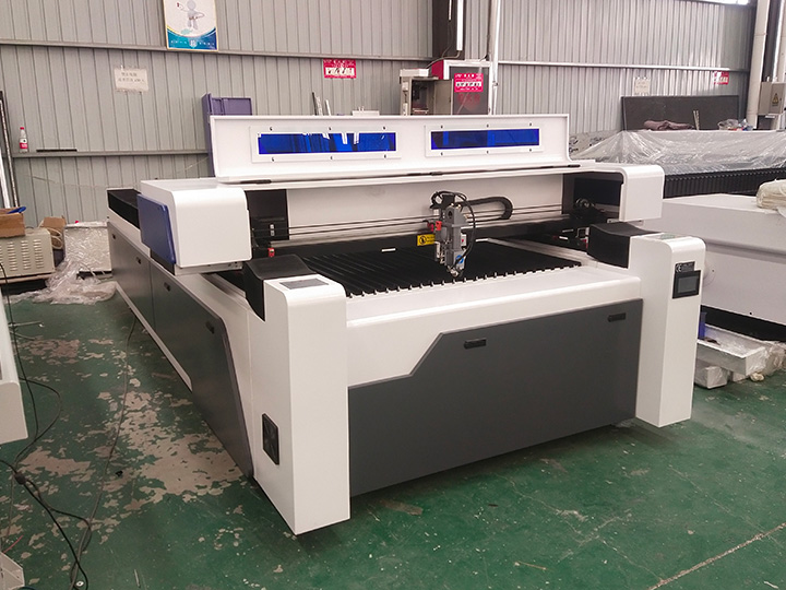 適用于木材和金屬的混合數(shù)控激光切割雕刻機