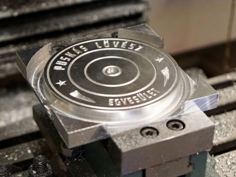 CNC 金屬雕刻機(jī)應(yīng)用及示例