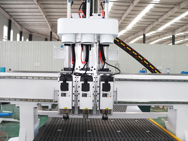 數(shù)控木工雕刻機 - 專業(yè)廚柜定制設備