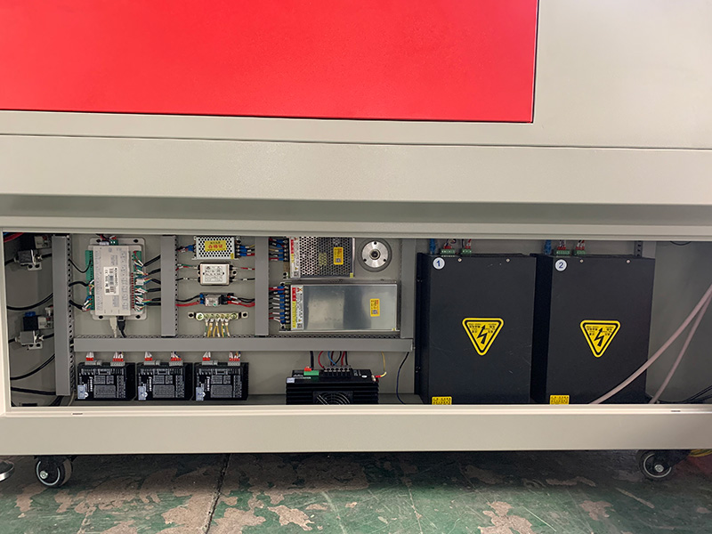 激光裁布機(jī)RD控制系統(tǒng)