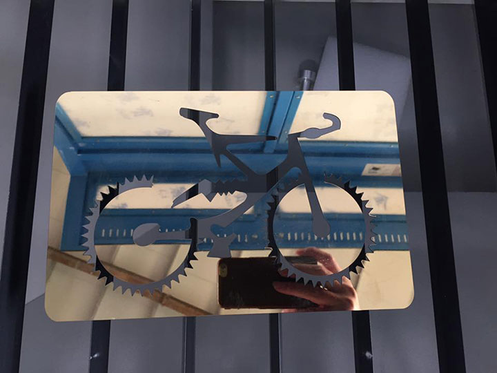 最佳預(yù)算 CO2 適用于金屬、丙烯酸、木材的激光切割機(jī)