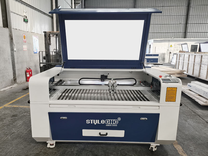 價格實惠的激光雕刻機，適用于皮革、織物、紙張、牛仔褲