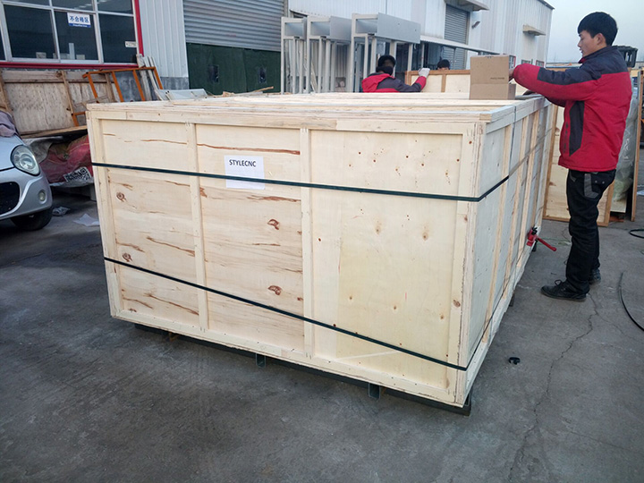 厄瓜多爾織物激光切割機(jī) 厄瓜多爾織物激光切割機(jī)