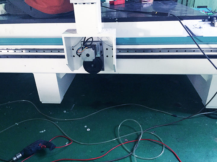 木門(mén)制造機(jī)零件