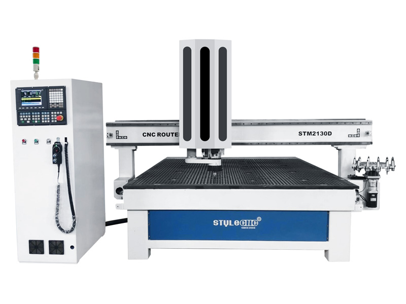 旋轉(zhuǎn)式自動換刀木工數(shù)控加工中心