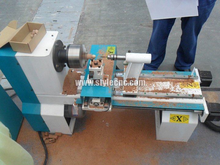 迷你臺式木工車床，適用于小型木制工藝品和藝術(shù)品