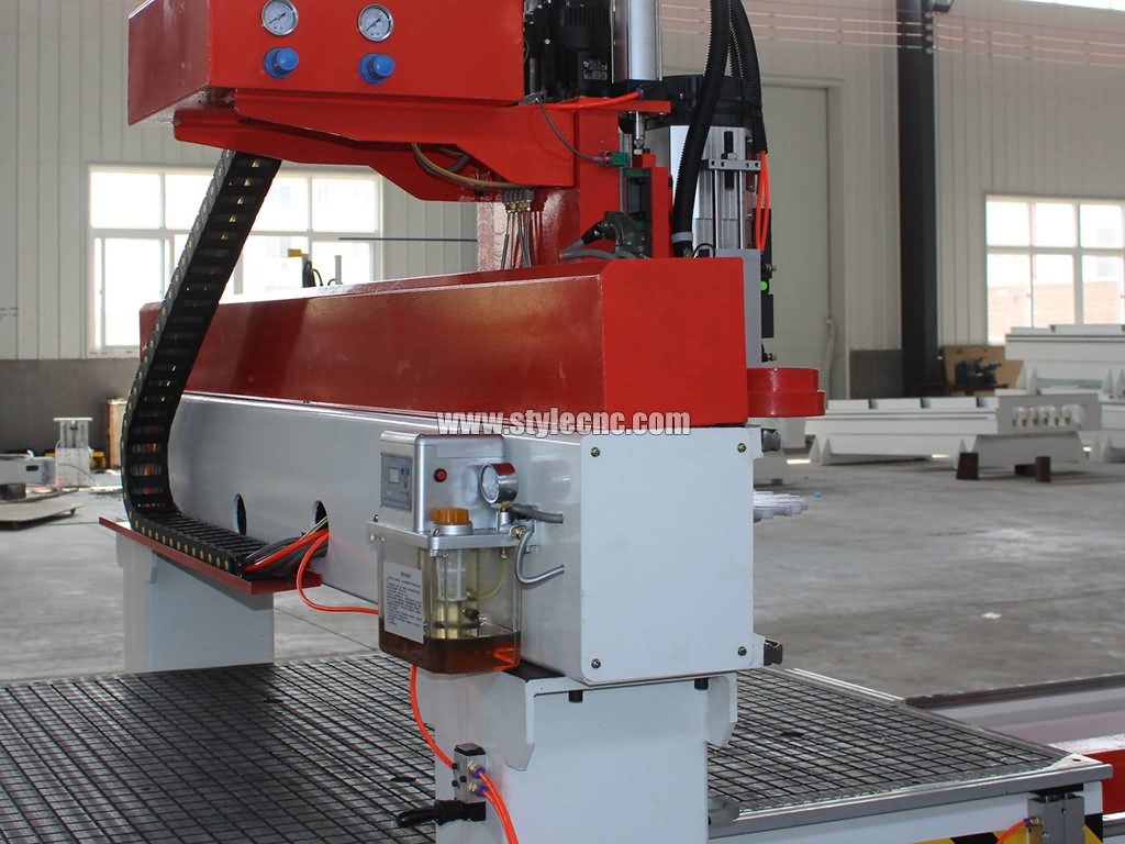 自動注油系統(tǒng)