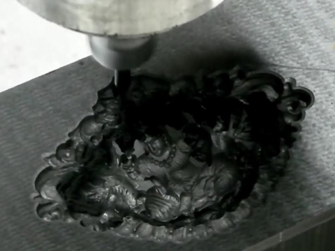 用于工藝品和模具制造的數(shù)控金屬雕刻機(jī) 用于工藝品和模具制造的數(shù)控金屬雕刻機(jī)