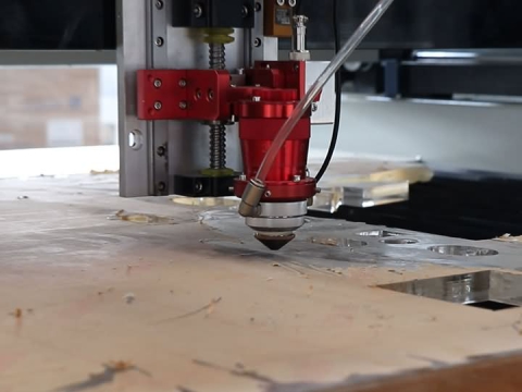 280W 混合激光切割機切割 25mm 亞克力標牌 280W 混合激光切割機切割 25mm 亞克力標牌