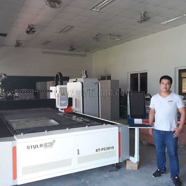 金屬激光切割機(jī)用于越南學(xué)校教育