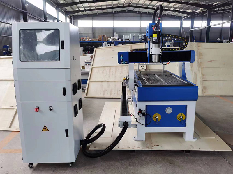 適合家庭使用的帶換刀裝置的小型臺式數(shù)控雕刻機(jī)