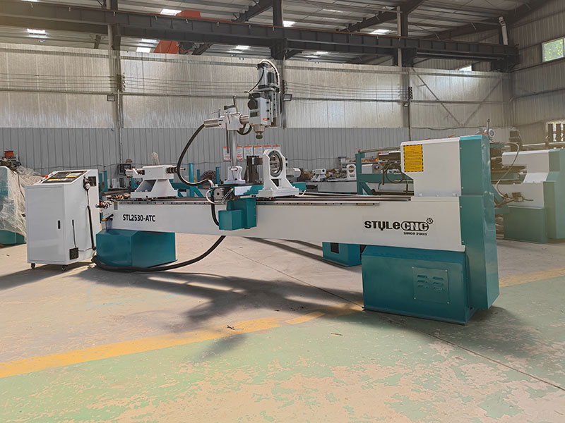 2025年最佳自動(dòng)換刀數(shù)控木工車床，配備自動(dòng)換刀裝置