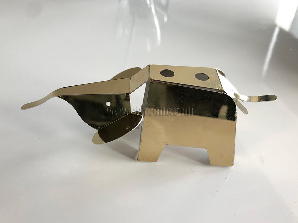 彩色不銹鋼項(xiàng)目金屬激光切割機(jī)