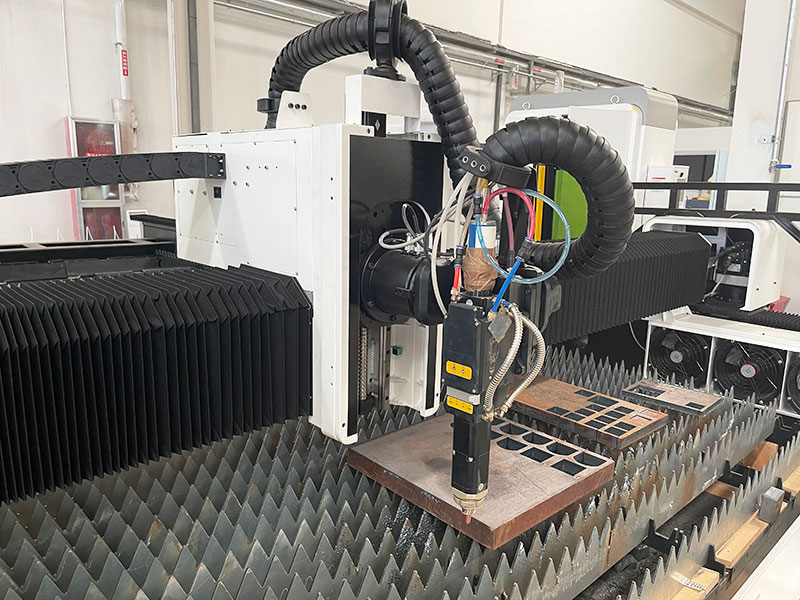 斜角激光金屬切割機(jī)