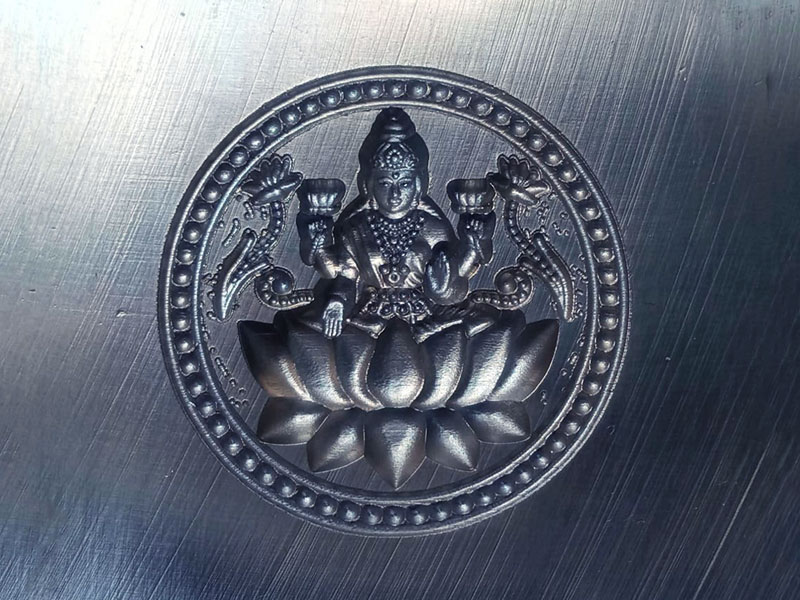 用于模具制造項目的數(shù)控銑床