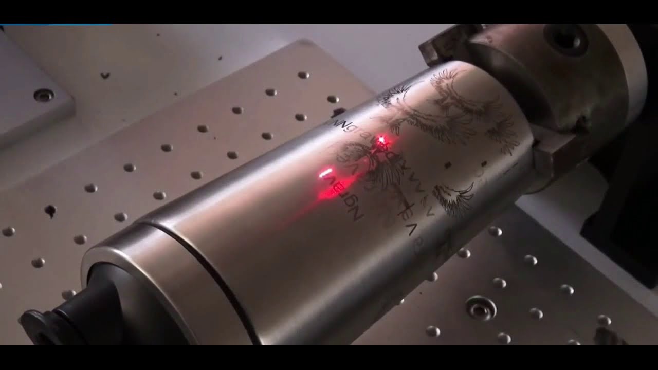 如何使用旋轉(zhuǎn)激光雕刻機(jī)在杯子上雕刻照片？