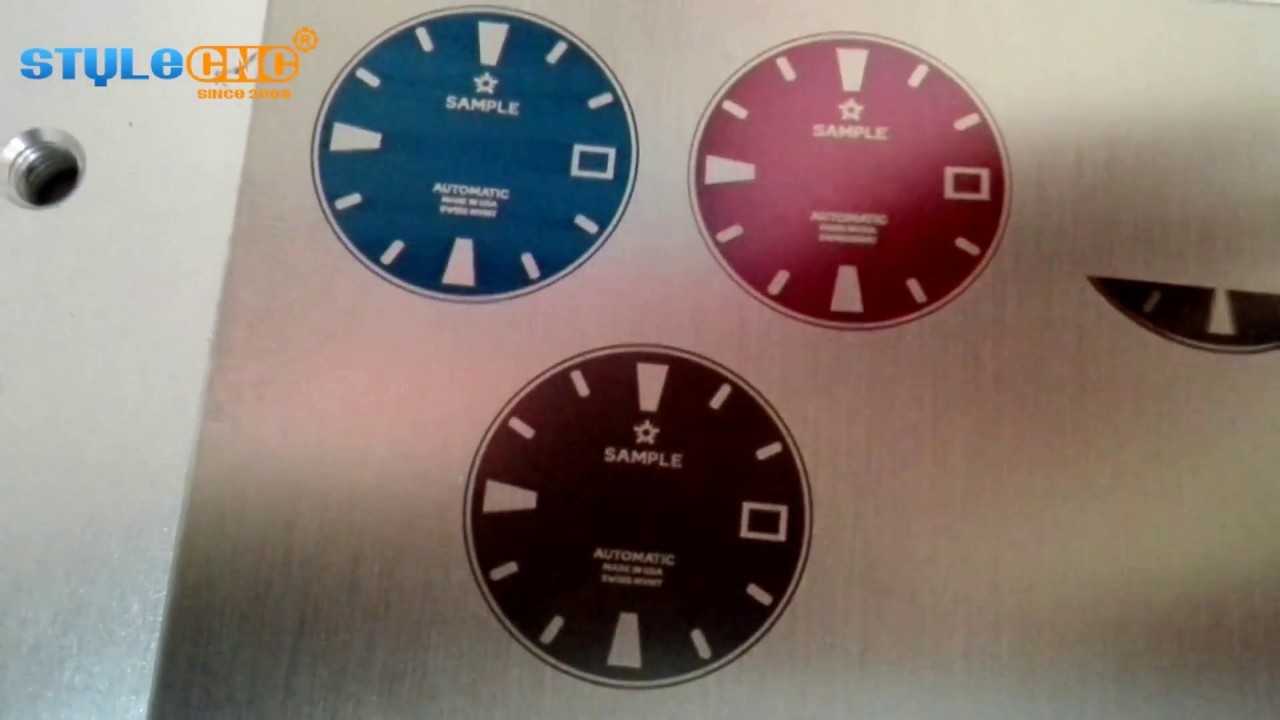 經(jīng)濟實惠的光纖激光雕刻機，用于彩色標記