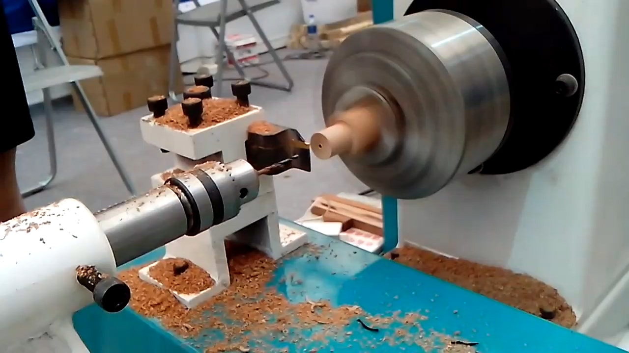 迷你臺式木工車床，適用于小型木制工藝品和藝術(shù)品